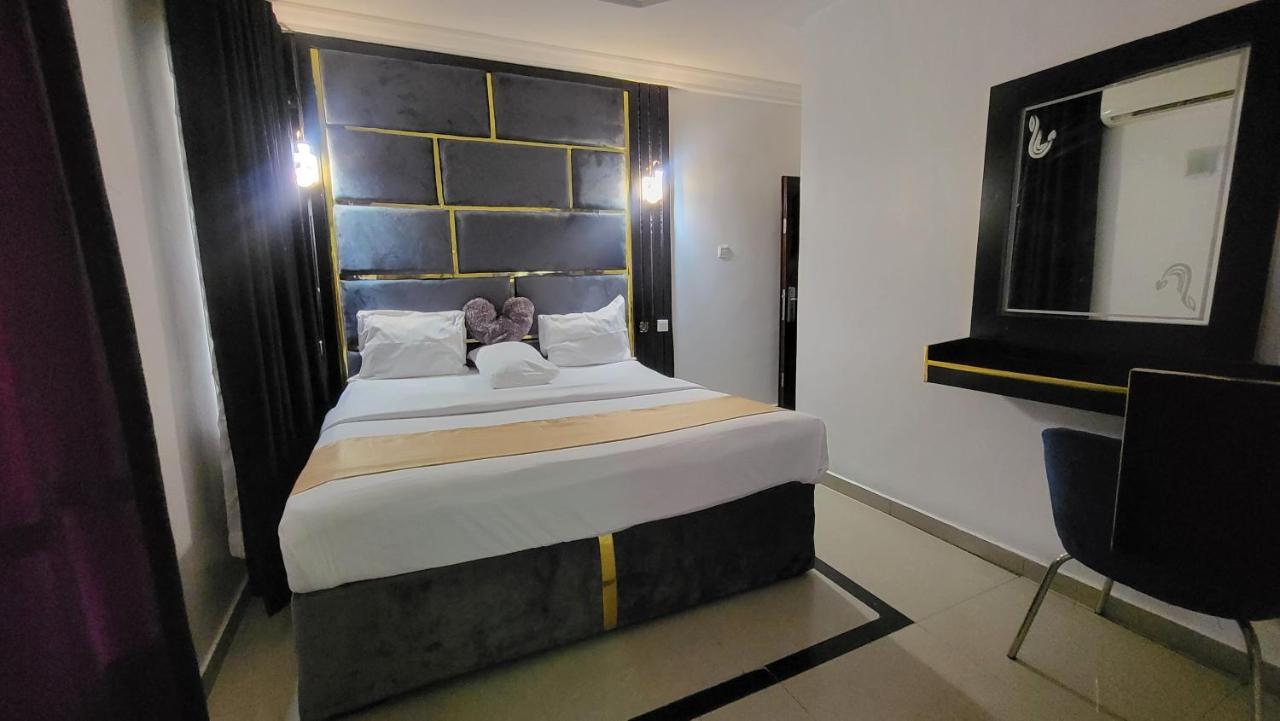Palazzo Apartments Ikeja Extérieur photo